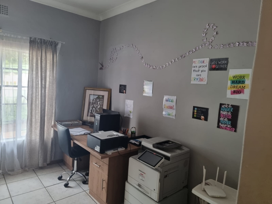 3 Bedroom Property for Sale in Bodorp North West
